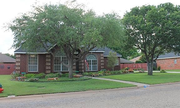 2nd image of 1342 Newcastle Dr