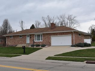 1306 Montego Dr, Springfield, OH 45503