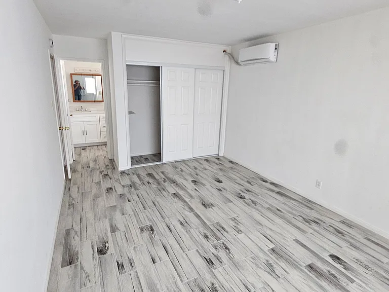 409 E Cedar Ave — Photo 11