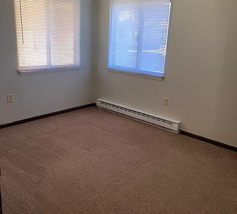 5th image of 857 Gettysburg Dr APT 1