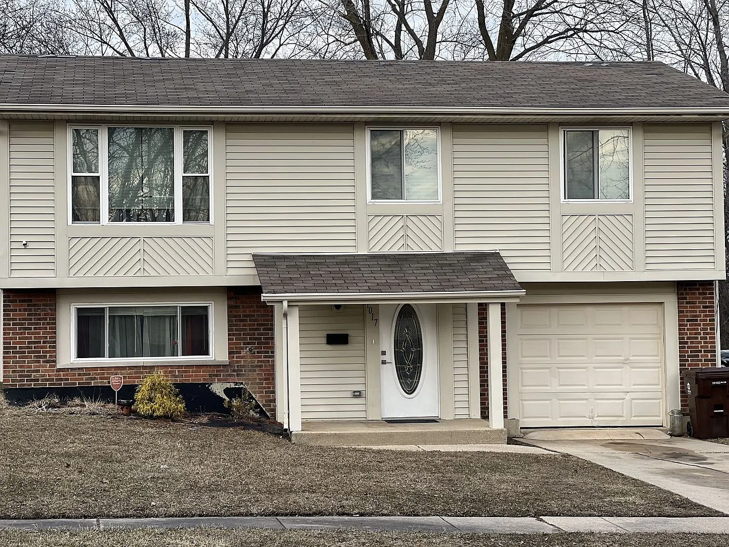1017 Mildred Ln photo 1