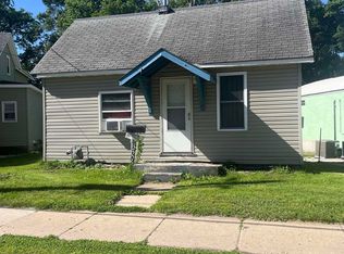 2006 Lafayette St, Waterloo, IA 50703