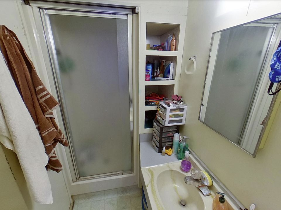 830 Bluemont Ave 830 Bluemont Ave Manhattan KS Zillow