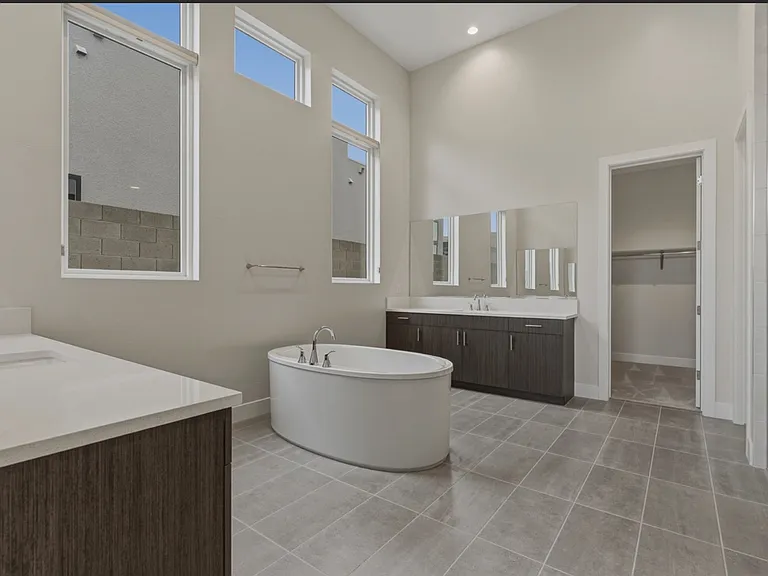 10865 Agate Cliffs Ave — Photo 24