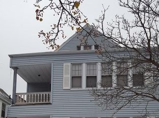 1866 Mannering Rd, Cleveland, OH 44112