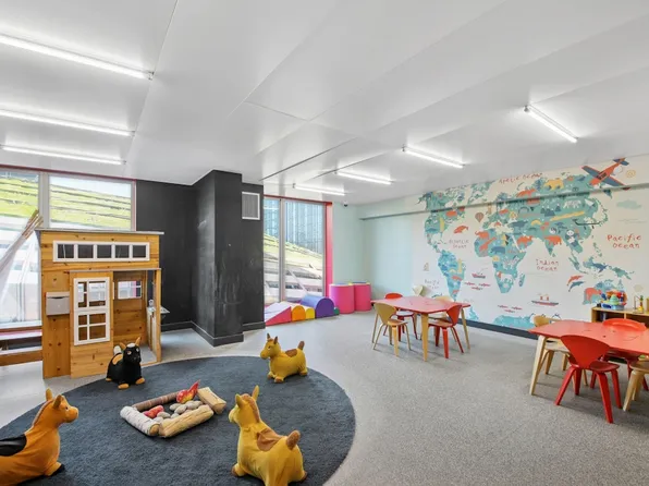 461 Dean Street image 17 of 22