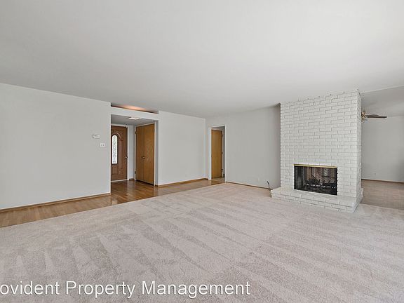 4th image of 1504 Lyle Dr