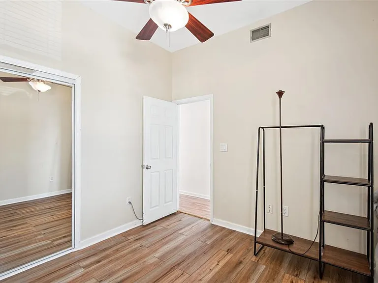 3127 W Sligh Ave #204B — Photo 14