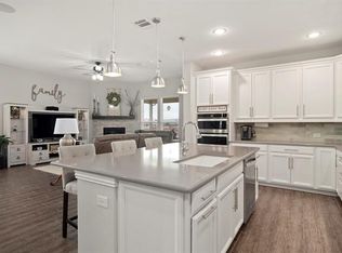 801 Basket Willow Ter, Haslet, TX 76052