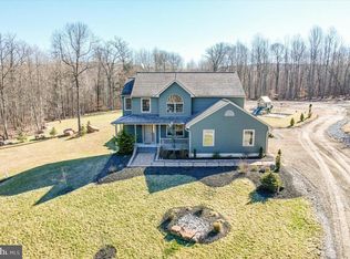 5689 Bull Rd, Dover, PA 17315