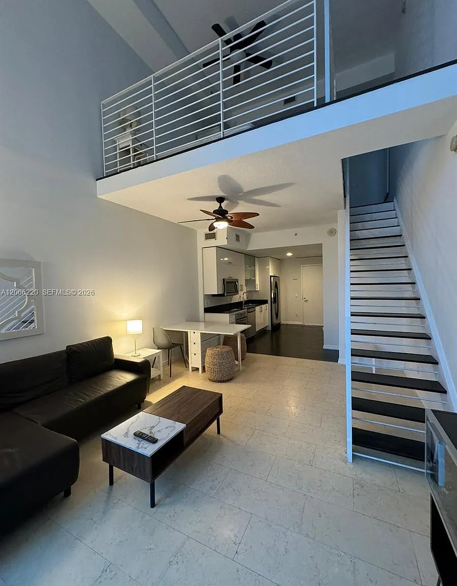 Infinity At Brickell Cond — Photo 4