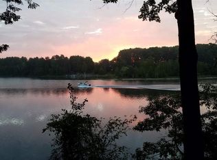 5130 Silver Lake Shrs, Traverse City, MI 49685