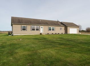 66219 Klett Rd, Constantine, MI 49042
