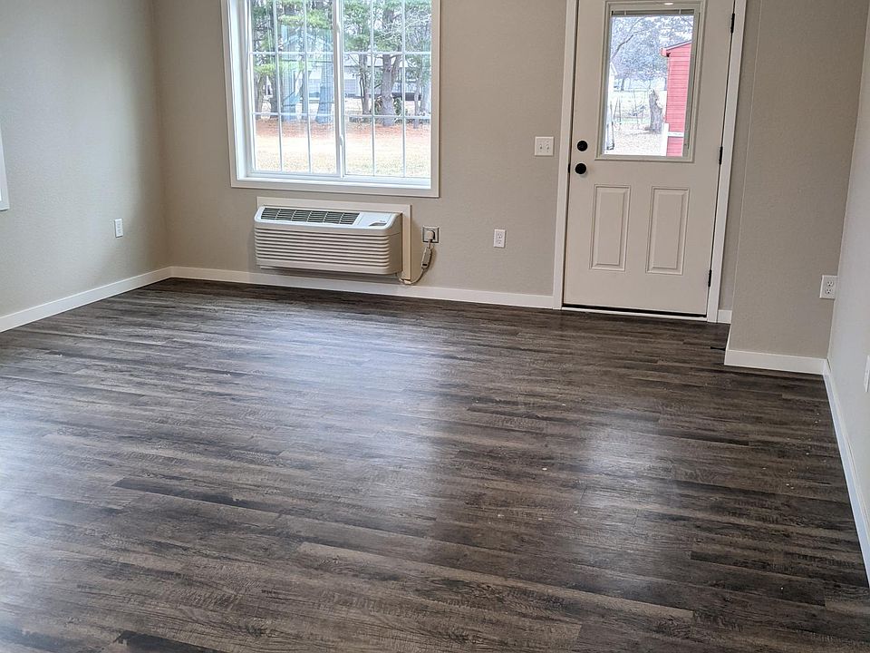 5044 E Hamilton Ave, Eau Claire, WI 54701 Zillow