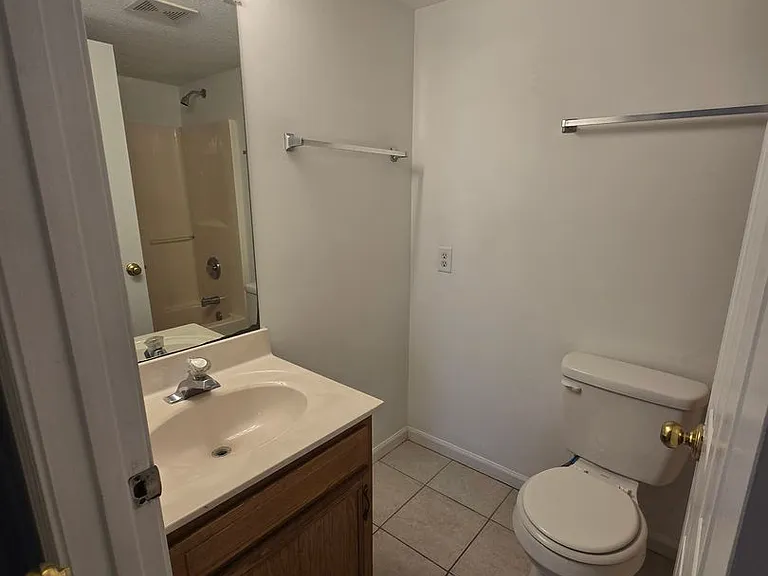 4401 Jeana Ct — Photo 9