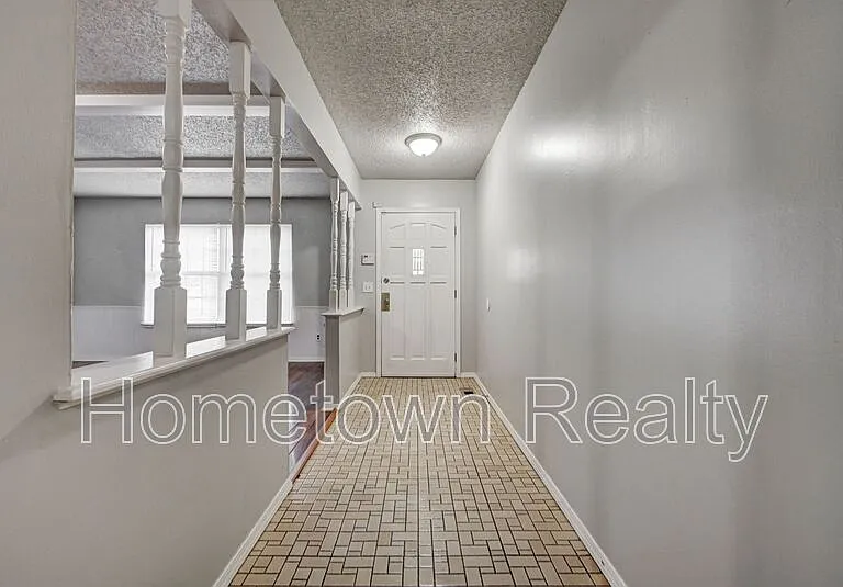 605 W Clarke St — Photo 7