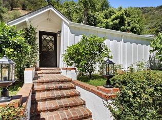 3933 Mandeville Canyon Rd, Los Angeles, CA 90049