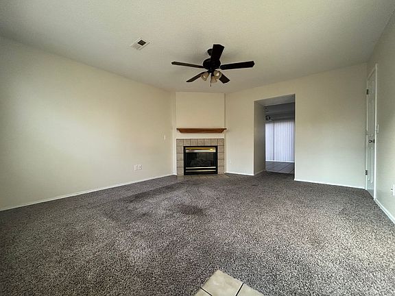 3rd image of 1015 SE 5th St #A & B