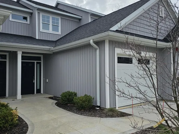 2384 Watertown Way, Grand Rapids, MI 49505