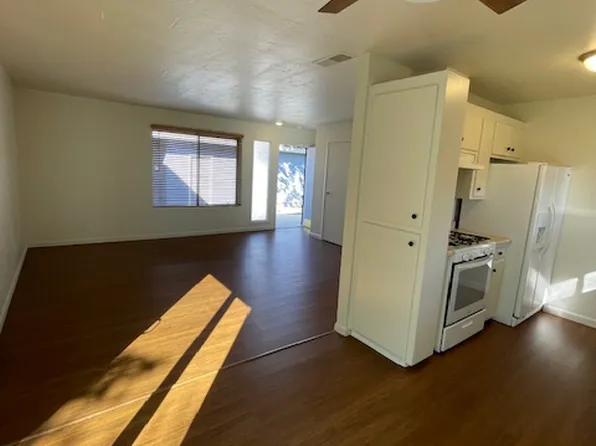 5 Portola Ct, Santa Rosa, CA 95409