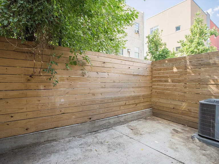 1618 N Sydenham St #A — Photo 13