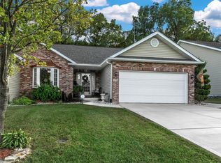 1034 Notting Hill Ct, Collinsville, IL