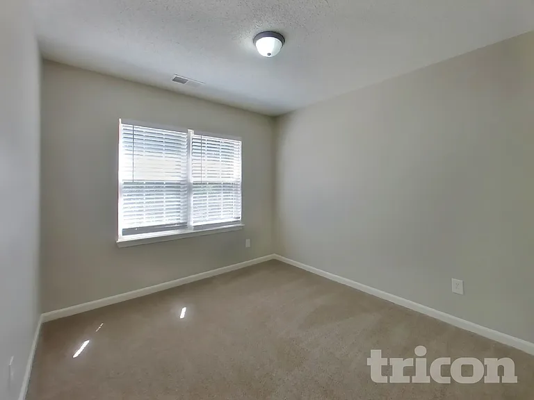 4035 Far West Dr — Photo 10