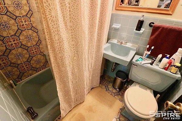 Rented by Spire Group | media 17
