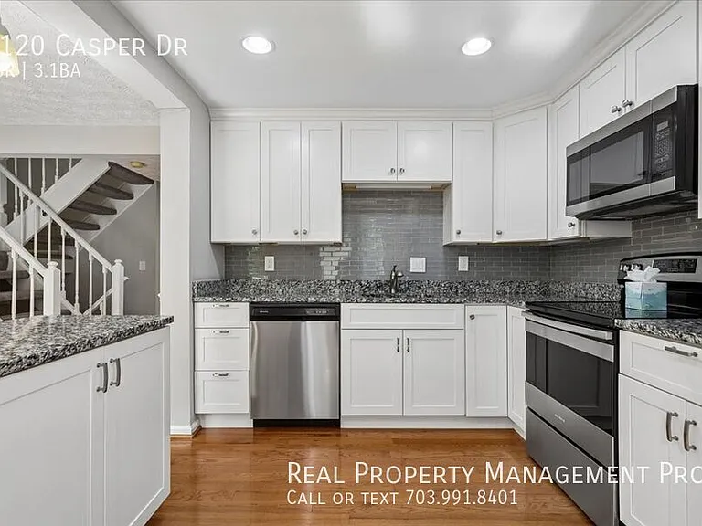 1120 Casper Dr — Photo 8