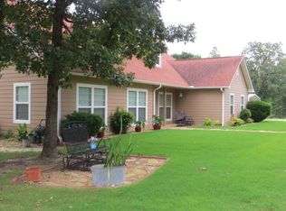 15367 S State Highway 19, Elkhart, TX 75839