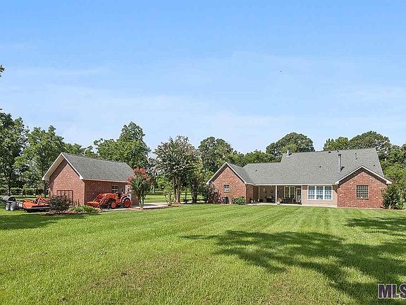 3rd image of 23032 Portwood Ln