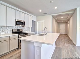 8243 Noble Crst, Converse, TX 78109