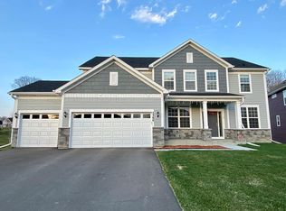 5360 Garland Ln N, Plymouth, MN 55446