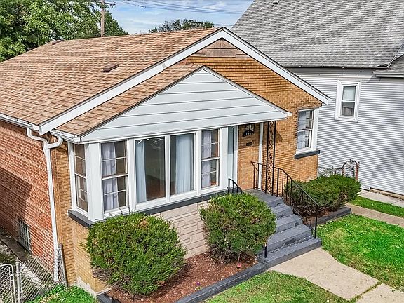 3rd image of 11308 S Ave N