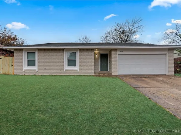 1656 S Sycamore Ave, Broken Arrow, OK 74012