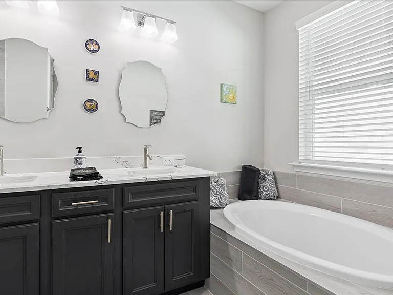 731 Harborside Dr — Photo 22