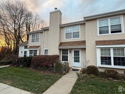 58 Canterbury Cir, Somerset, NJ, 08873