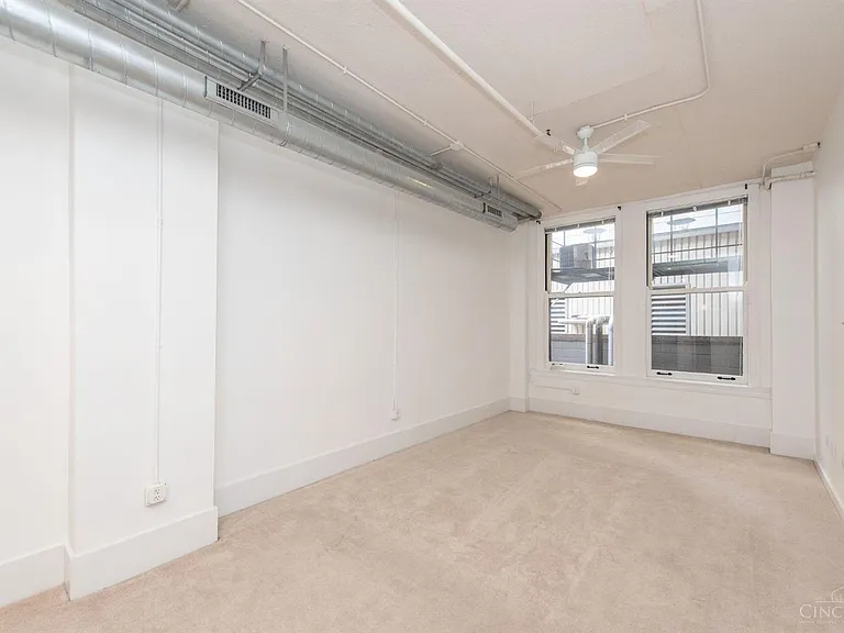 18 E 4th St #501 — Photo 23