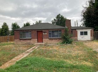 1701 Argonne St, Aurora, CO 80011