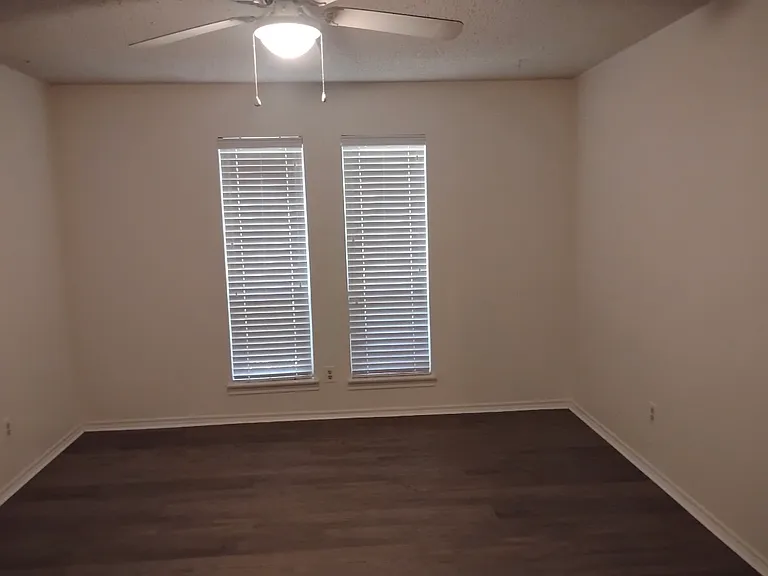 501 Northridge St — Photo 20