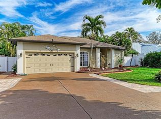 411 75th St NW, Bradenton, FL 34209