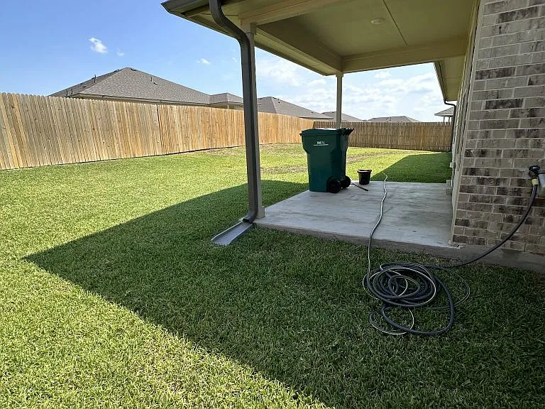 2403 Elba Dr — Photo 26