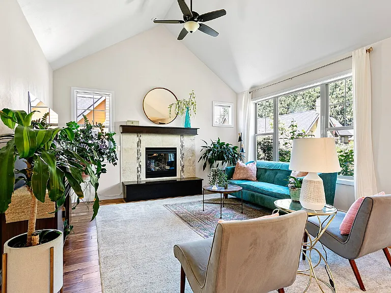 355 Mia Ln #2 — Photo 16