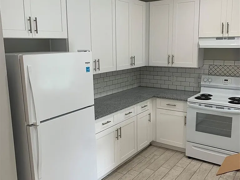 4221 Alvin St #A — Photo 6
