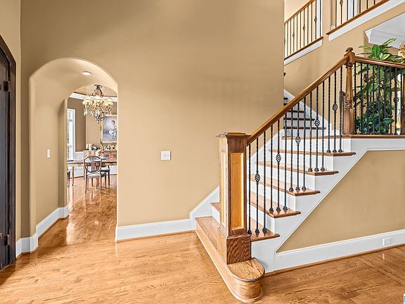 4th image of 601 Wynlake Cv