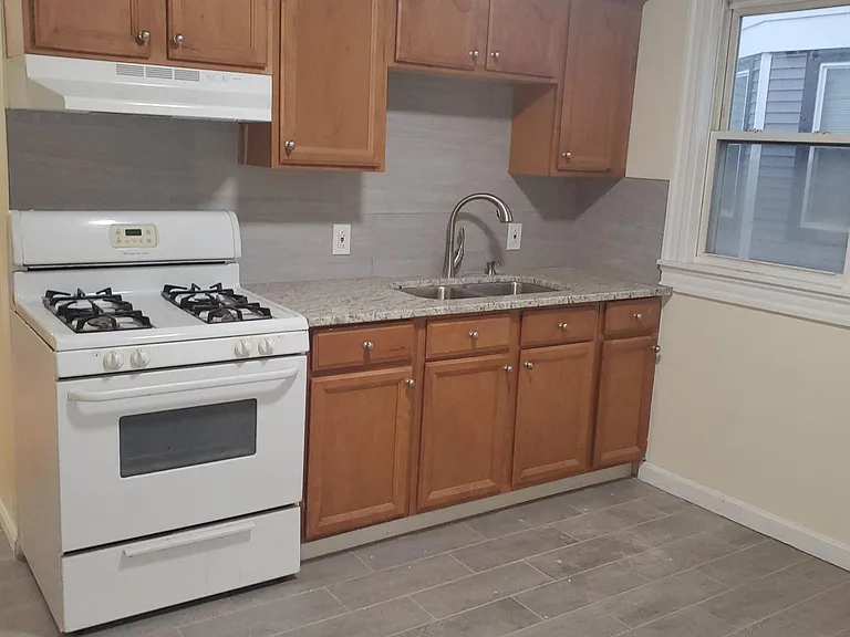3964 Washington St #3 — Photo 5