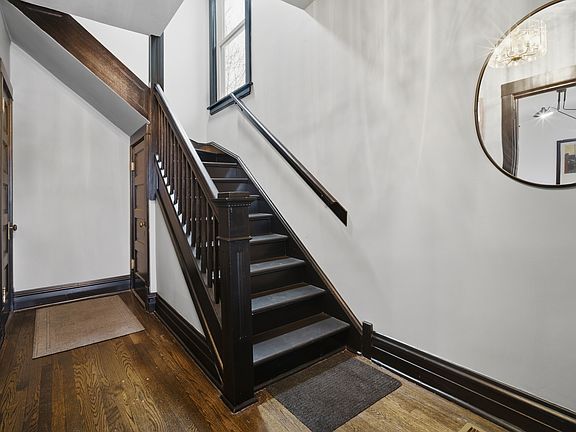 4th image of 4744 N Lotus Ave