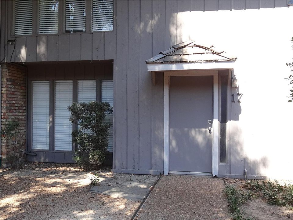 1st image of 4944 Woodway Dr APT 17
