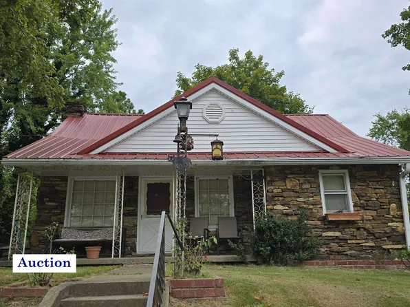 9815 Lick Creek Rd, Buncombe, IL 62912