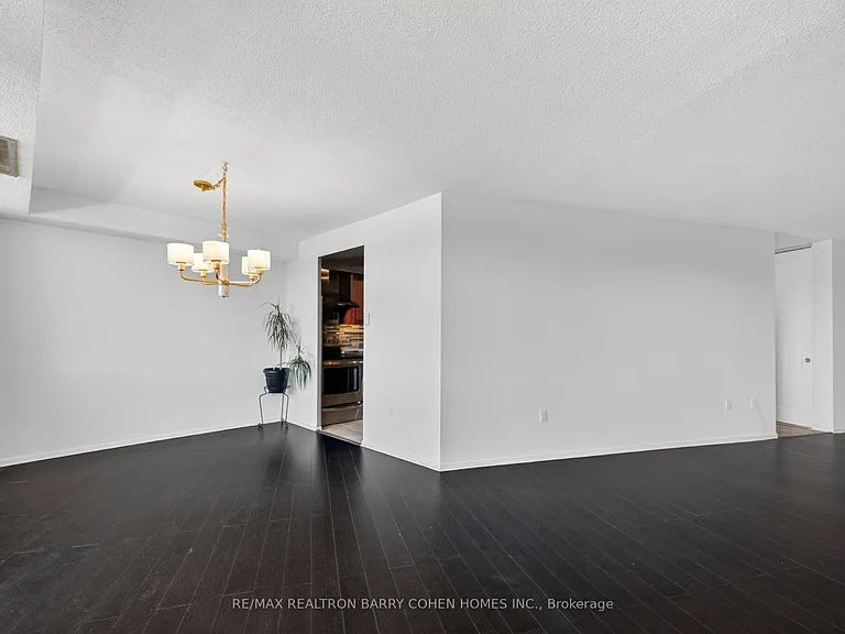 150 Neptune Dr #304 — Photo 9